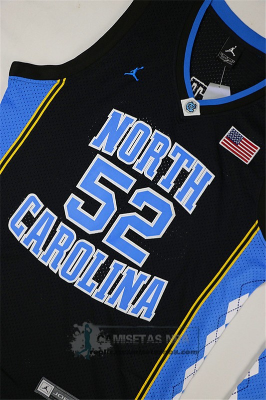 Camiseta NCAA Universidad de Carolina del Norte Worthy Negro